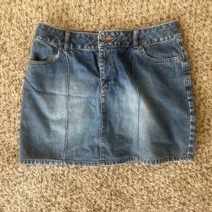 Denim skirt